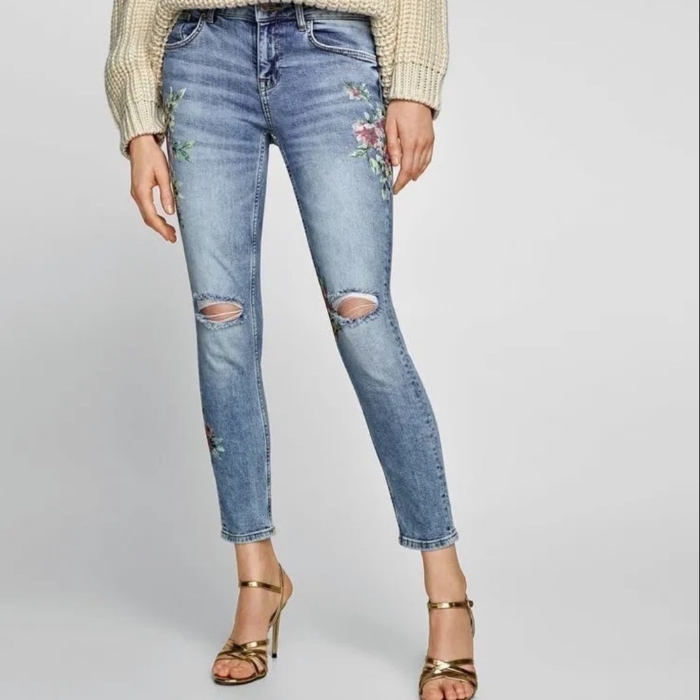 ZARA Slim Leg Floral Jeans 8